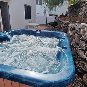 https://casa-geminis-tranquila-banada-por-el-sol.hotelsfuerteventura.org