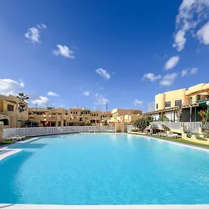 https://recien-reformado-costa-calma-terraza-y-piscina.hotelsfuerteventura.org